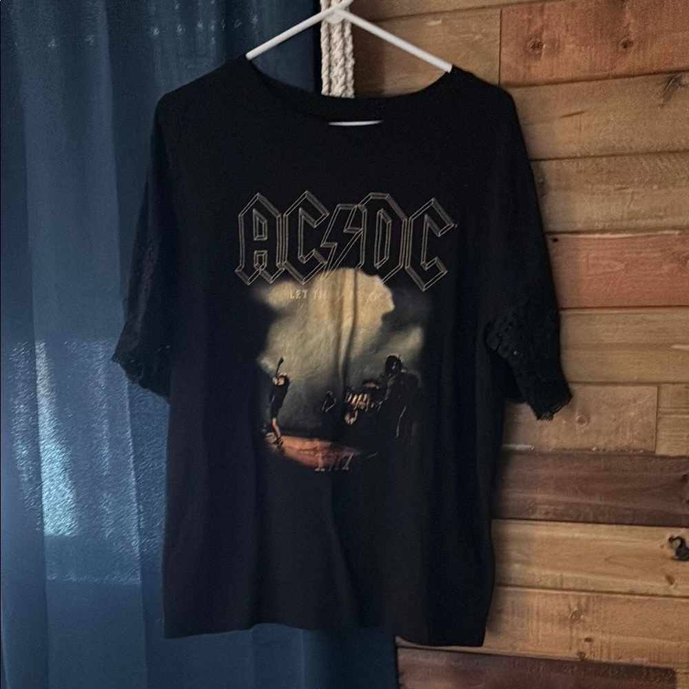 Black AC/DC Graphic T-Shirt